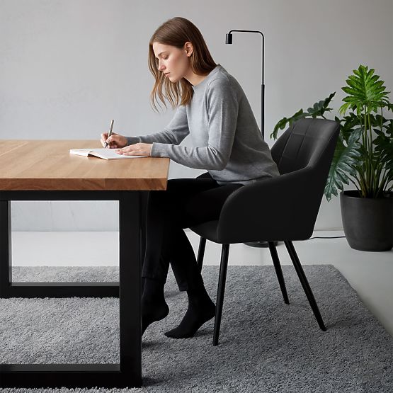 4x Čalúnená stolička so štvorcovým prešívaním Čierna LUXANO Čierne nohy