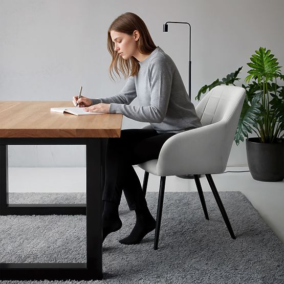 4x Čalúnená stolička so štvorcovým prešívaním Sivá LUXANO Čierne nohy