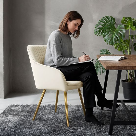 4x Zamatová čalúnená stolička s prešívaním Krémová FLORENCE Zlaté nohy