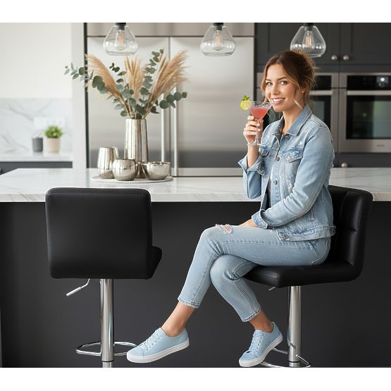 Barová stolička Arako čierna