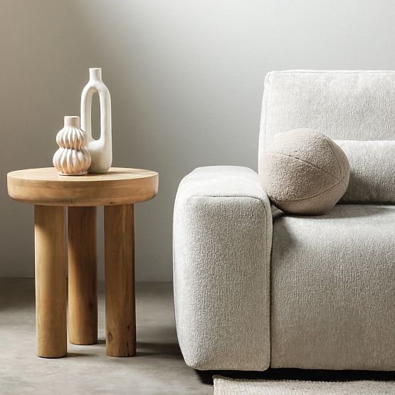 Bočný stolík Limali 50 cm, okrúhly, mangové drevo, oblé tvary