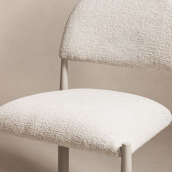 Čalúnená stolička Maze béžovošedá