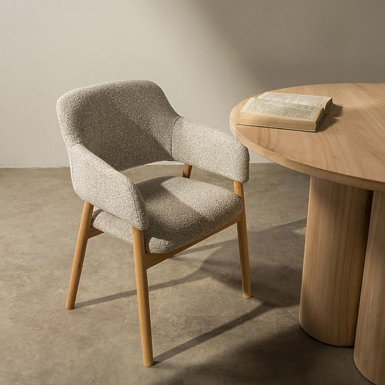 Čalúnená stolička Sanremo svetlosivá, boucle/dub