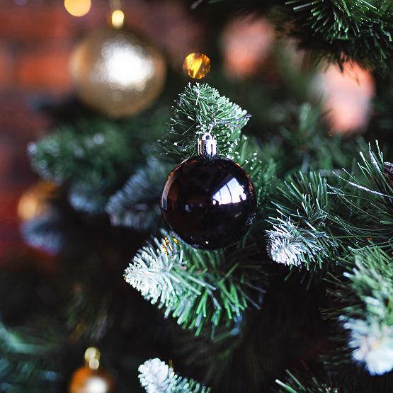 ČIERNE VIANOČNÉ GUĽE 100KS KL-21X04