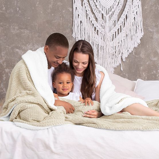 Deka SHLEEPY farba béžová lisovaná žakárovo klasický štýl 130x180