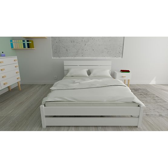 Drevená posteľ Max 200 x 160 cm - biela