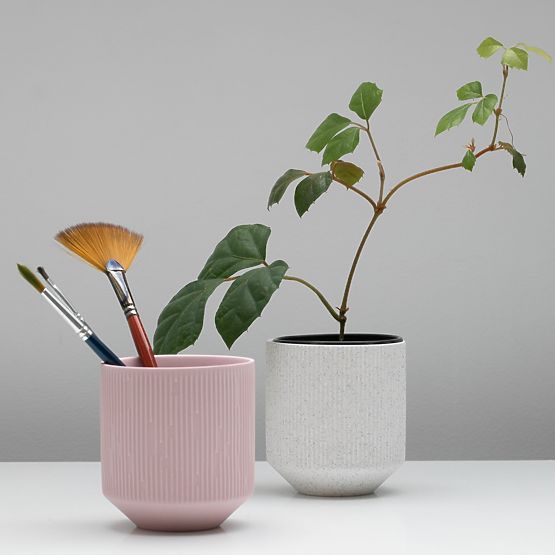 Kvetináč PASO koralová farba moderný štýl pre vnútorné použitie ameliahome