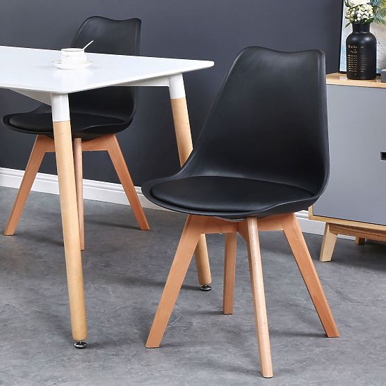 Moderná stolička Nantes DSW čierna