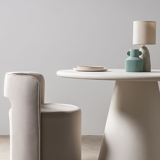 Otočná stolička Raval béžová, zamatová, zaoblená