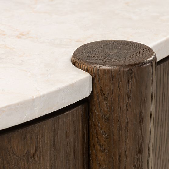 Päťdverová TV skrinka Bruna, dub mocha/mramor cream, zaoblená