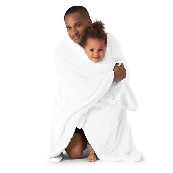 Prikrývka SHLEEPY biela s žakárovým reliéfom klasický štýl 220x240