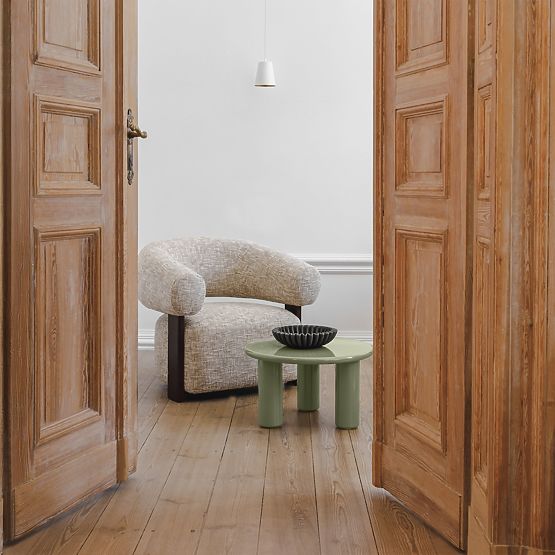 Relaxačné kreslo Maribel béžovošedé/orech, oblý tvar