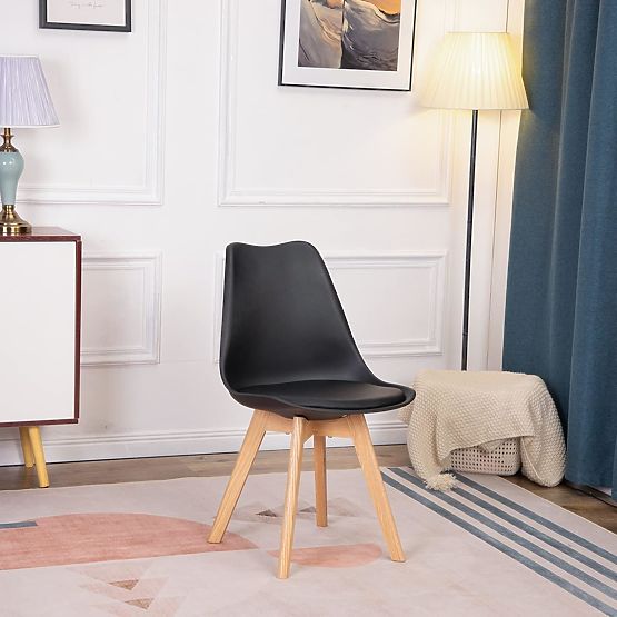 Sada 4 stoličiek do obývačky a jedálne s vankúšom z ekokože Čierne ModernHome