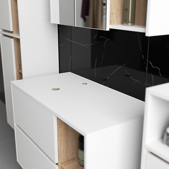 SADA ZÁVESNÉHO KÚPEĽŇOVÉHO NÁBYTKU S OTVORMI VAMI BIELA / DUB SONOMA