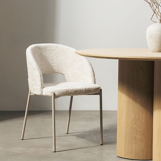 Stolička s otvorom v operadle Jazz, svetlo béžová