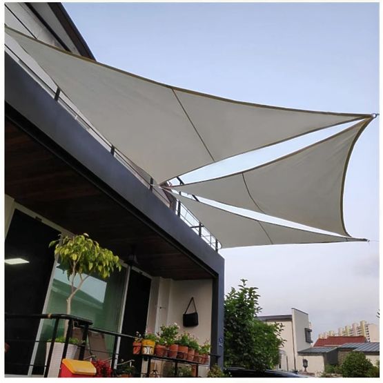 Tieniaca trojuholníková plachta vodeodolná 3x3x3 m - šedá