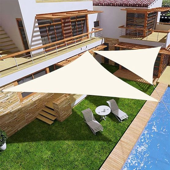 Tieniaca trojuholníková plachta vodeodolná 4x4x4 m - béžová