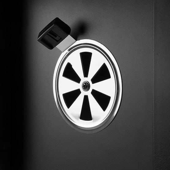 Záhradný uhlíkový gril CARBON čierny