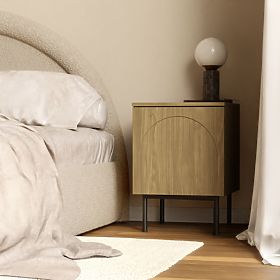 Nočný stolík Helene, Orech Villa