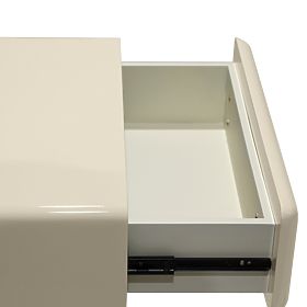 Nočný stolík s zásuvkou Blush, krémovo biely, lesklý, oblúkový tvar