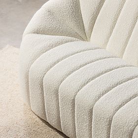 Pohovka do obývačky Caballo pre 2 osoby, svetlo béžová, oblý tvar