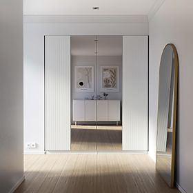 Štvordverová skriňa Neroli, jednoduché drážky/zrkadlo, biela